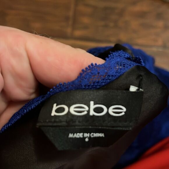 Bebe Blue Floral Lace Romper Contemporary Feminine Festival Event Concert - Picture 13 of 13